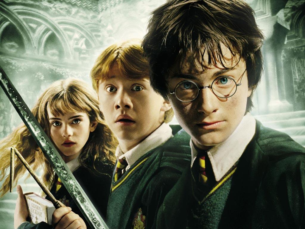 Кино онлайн Гарри Поттер и тайная комната / Harry Potter and the Chamber of Secrets (2002) фильм онлайн без смс